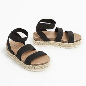 Espadrille platform sandals